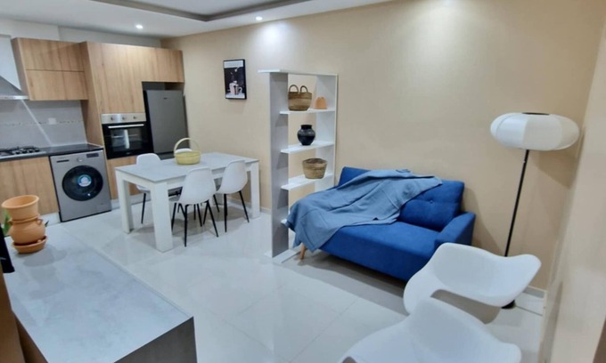Praia Apartment | Zahma Apartments - 2 Bedroom Family Apartment