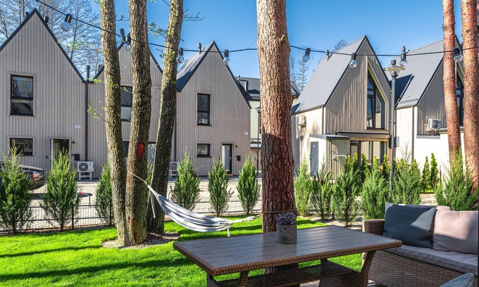 Palanga Villa | Zalia kopa villa with pool