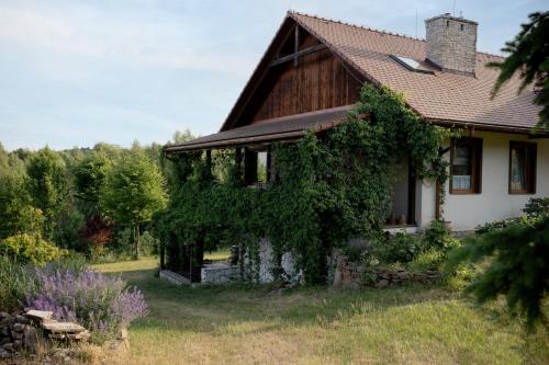 gmina Pawłow House | Zatrzymaj się u Nas-Dom na wyłączność, 12 osób, kominek, jacuzzi zewnętrzne, sauna, cisza