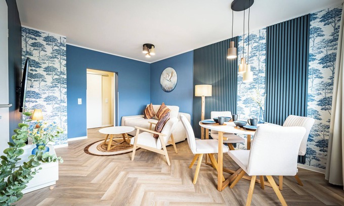 Barby Apartment | Zauberhafte Ferienwohnung in Barby Balkon mit Elbblick am Elbe-saaleradweg