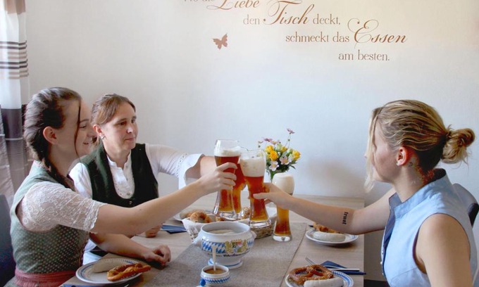 Manhartsdorf Apartment | Zauberhaftes Gästehaus/Ferienwohnung Am Tiefenbach