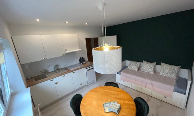 Mieroszow Apartment | ZEN - przytulne mieszkanie. Mieroszów, Sokołowsko, 2 km do Czech.