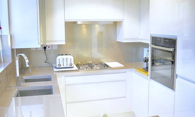 Woodhouse Apartment | Zenobia London Luxury Apartments Apartment 2