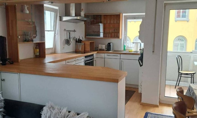 Biberach an der Riss Apartment | Zentral am Holzmarkt mit 2 Balkonen