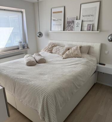 Kernstadt Apartment | Zentral mit Garten für bis zu 6 Personen