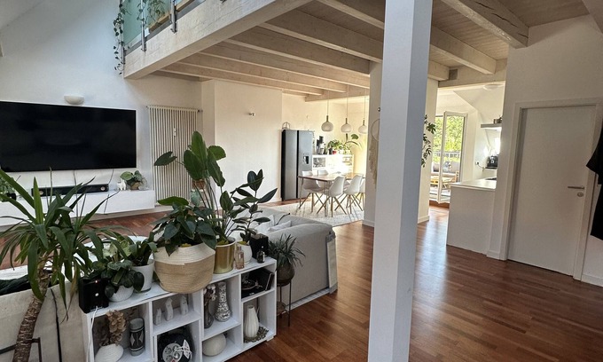Sendlinger Feld Apartment | Zentrales Sonnendurchflutetes Loft