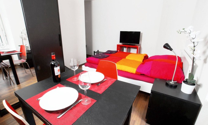 Oerlikon Apartment | ZH Cranberry - Oerlikon HITrental Apartment