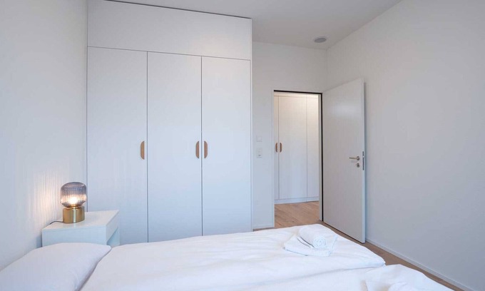 Center Apartment | ZH Green 3 - Letzigrund HITrental Apartment
