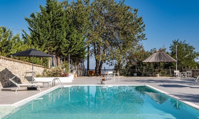 Abbateggio Apartment | Zi Nunzie by Rentbeat