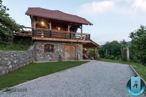 Dolenjske Toplice Apartment | Zidan'ca Rošel
