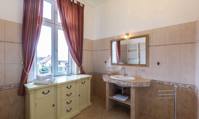 Hohen Demzin House | Zimmer Ludwigslust - Schlosshotel Groß Köthel