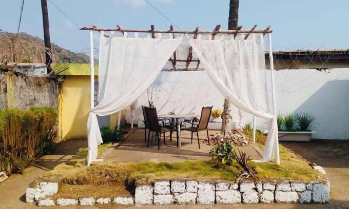 Freetown House | ZUNOX GUEST HOUSE
