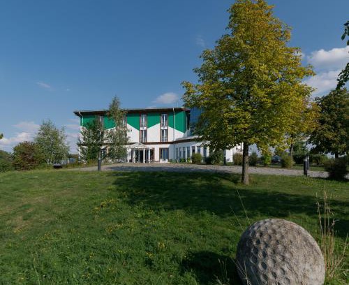 Waidhofen an der Thaya Bed & Breakfast | Zweibettzimmer am Bauernhof mit Tieren (ehemaliges Golfhotel)
