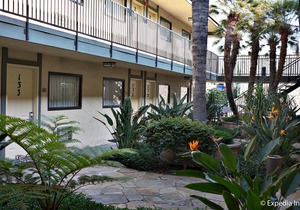 Key Inn and Suites