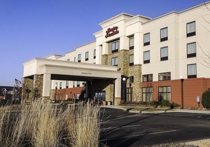 Hampton Inn & Suites Rogers