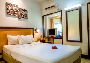 Tanoa Skylodge Hotel