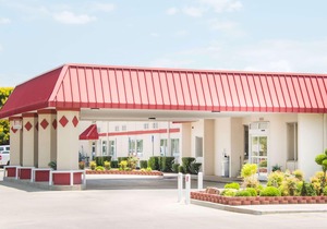 Ramada by Wyndham Enid