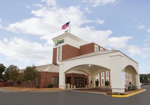 Holiday Inn Express Fredericksburg - Southpoint, an Ihg Hotel