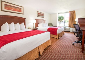 Ramada by Wyndham Enid