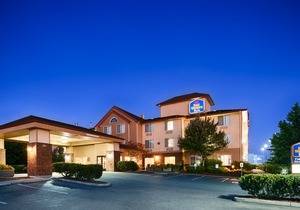 Best Western Plus Park Place Inn & Suites