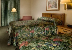 Pear Tree Inn St. Louis Fenton
