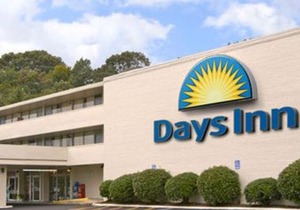 Days Inn by Wyndham Alexandria South