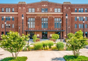 Ramada by Wyndham Enid