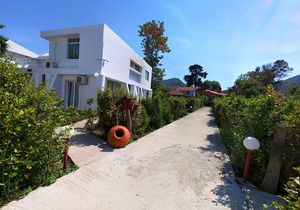 Loriet Hotel