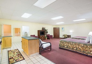 Days Inn by Wyndham Bristol Parkway