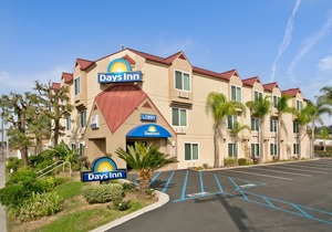 Days Inn by Wyndham Carlsbad
