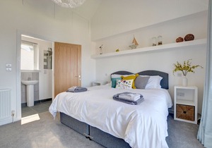 Ferndale, Mortehoe - Three Bedroom House, Sleeps 6