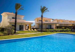 D03 - Luxury Gold Villa