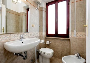 Rainbow Eur Apartment