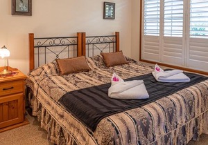 Birds 'n' Bloom Cottages