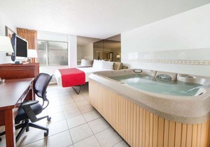 Ramada by Wyndham Enid