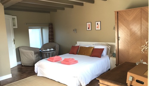 Family Room (2)