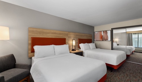 Suite, 2 Queen Beds, Accessible (Mobility, Comms)