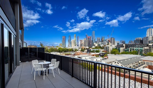 2 Bedroom 2 Bathroom Premier Apartment (City View)