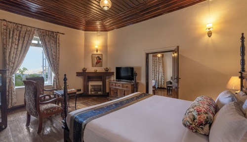 Maharaja Dinajpur Family Suite