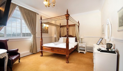 Classic Double Room