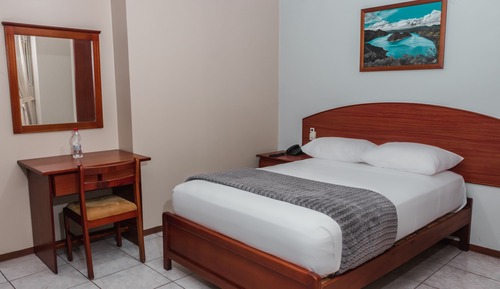 Executive Single Room, 6 Bedrooms
