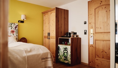 Classic Double Room