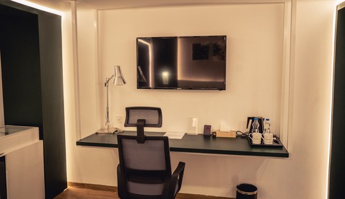 Deluxe Double Room, 1 Queen Bed, City View