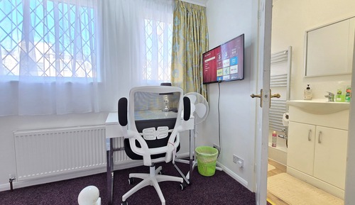 Standard Single Room, Ensuite (Grendon Room 4)