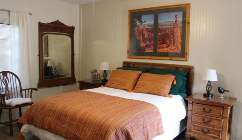 Room, 1 Queen Bed, Garden View
