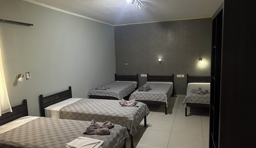 Economy One-Bedroom (5 beds)