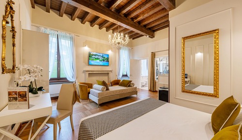 Luxury Room