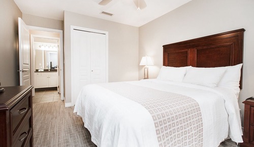 Suite, 3 Bedrooms