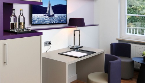 Room (Business Zimmer mit Queensize-Bett)
