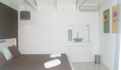 Standard Double Room, 1 Queen Bed